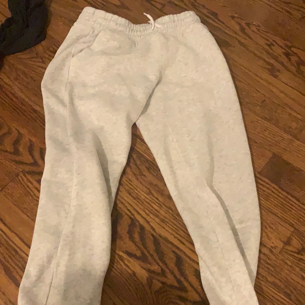 girls sweatpants NEVER WORN!!